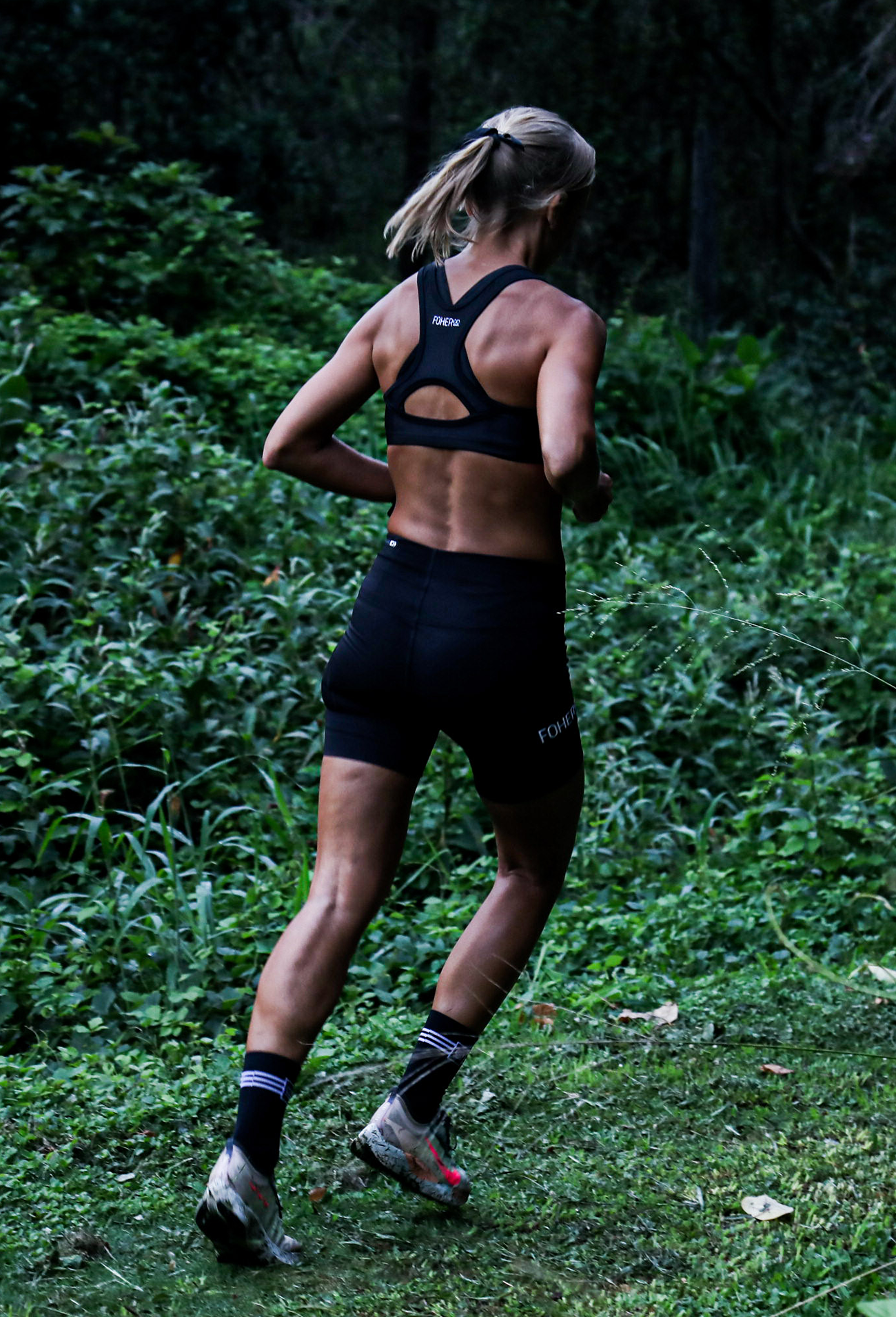 Women's STAPLE Black Support Crop