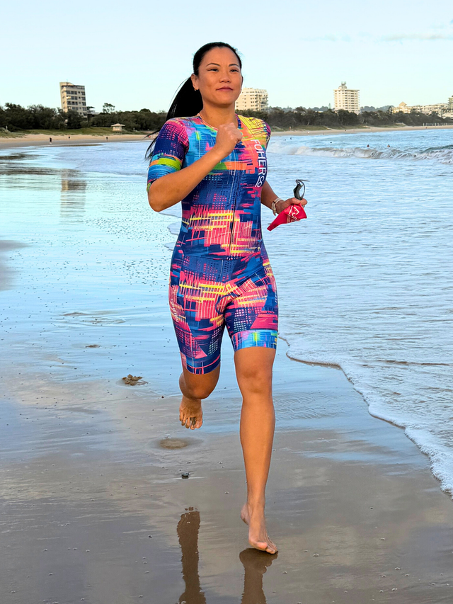 Women's MATRIX Aero Sleeved Flyfront TriSuit - Full Print